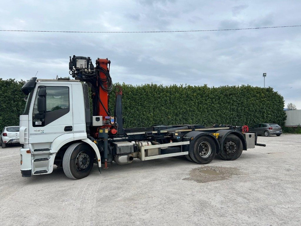 IVECO STRALIS 260E45 SCARRABILE - Kamion vetëngarkues: foto 2 IVECO STRALIS 260E45 SCARRABILE - Kamion vetëngarkues: foto 2