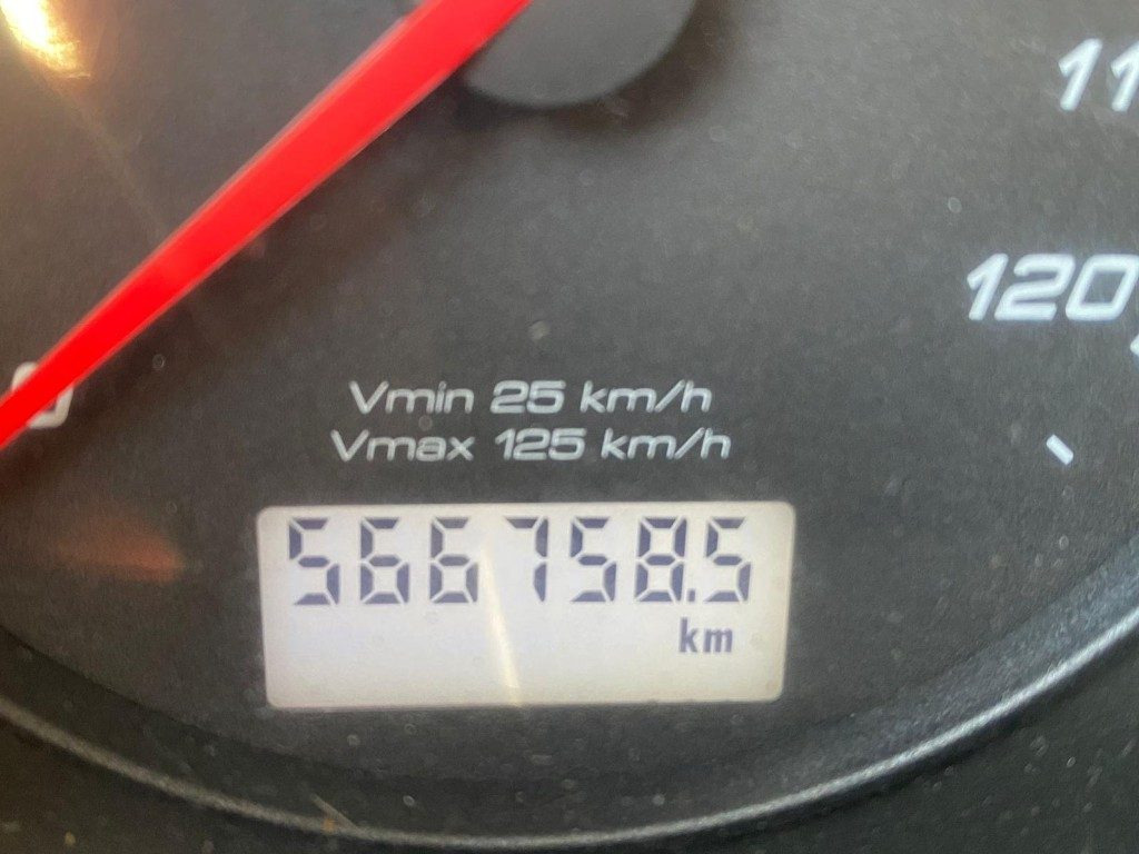 IVECO STRALIS 310 SCARRABILE FULL PNEUMATICO - Kamion vetëngarkues: foto 3 IVECO STRALIS 310 SCARRABILE FULL PNEUMATICO - Kamion vetëngarkues: foto 3