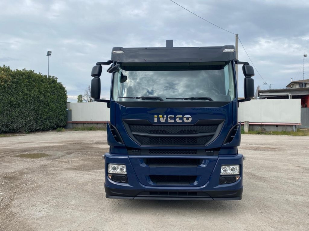 IVECO STRALIS 310 SCARRABILE FULL PNEUMATICO - Kamion vetëngarkues: foto 5 IVECO STRALIS 310 SCARRABILE FULL PNEUMATICO - Kamion vetëngarkues: foto 5