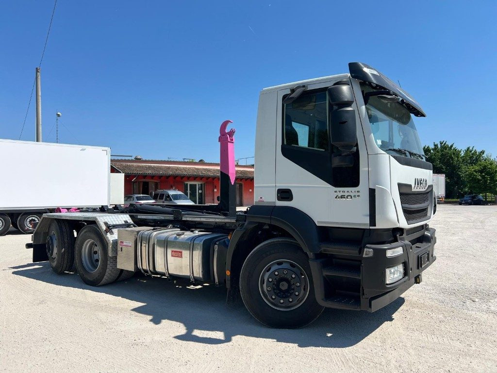 Kamion vetëngarkues IVECO STRALIS 460 SCARRABILE: foto 7