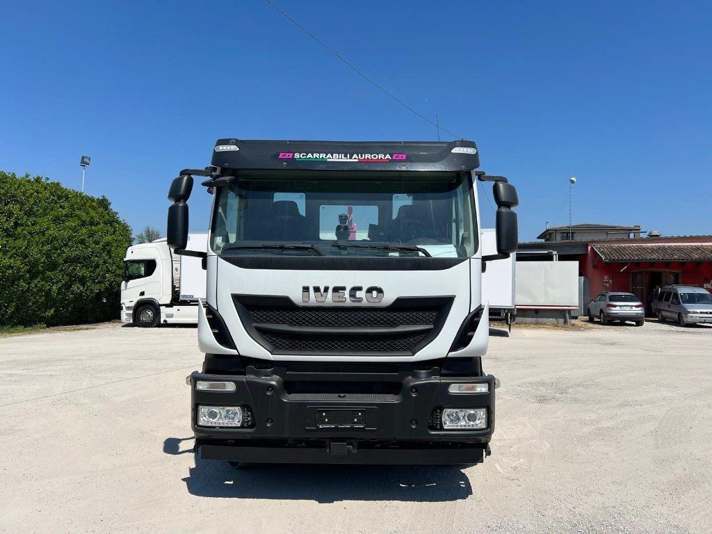 Kamion vetëngarkues IVECO STRALIS 460 SCARRABILE: foto 9
