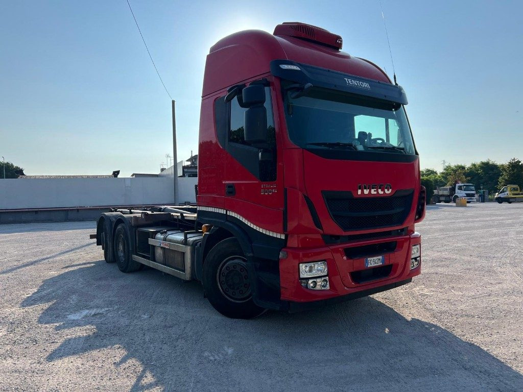 IVECO STRALIS 500 SCARRABILE - Kamion vetëngarkues: foto 2 IVECO STRALIS 500 SCARRABILE - Kamion vetëngarkues: foto 2
