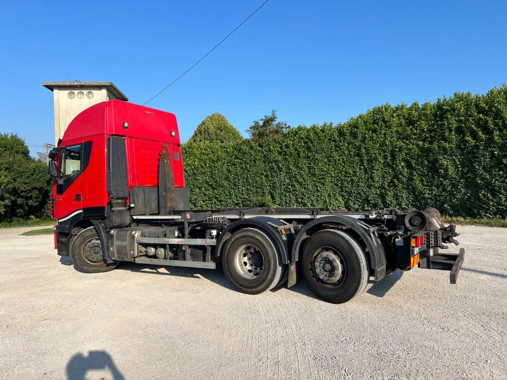 IVECO STRALIS 500 SCARRABILE - Kamion vetëngarkues: foto 4 IVECO STRALIS 500 SCARRABILE - Kamion vetëngarkues: foto 4