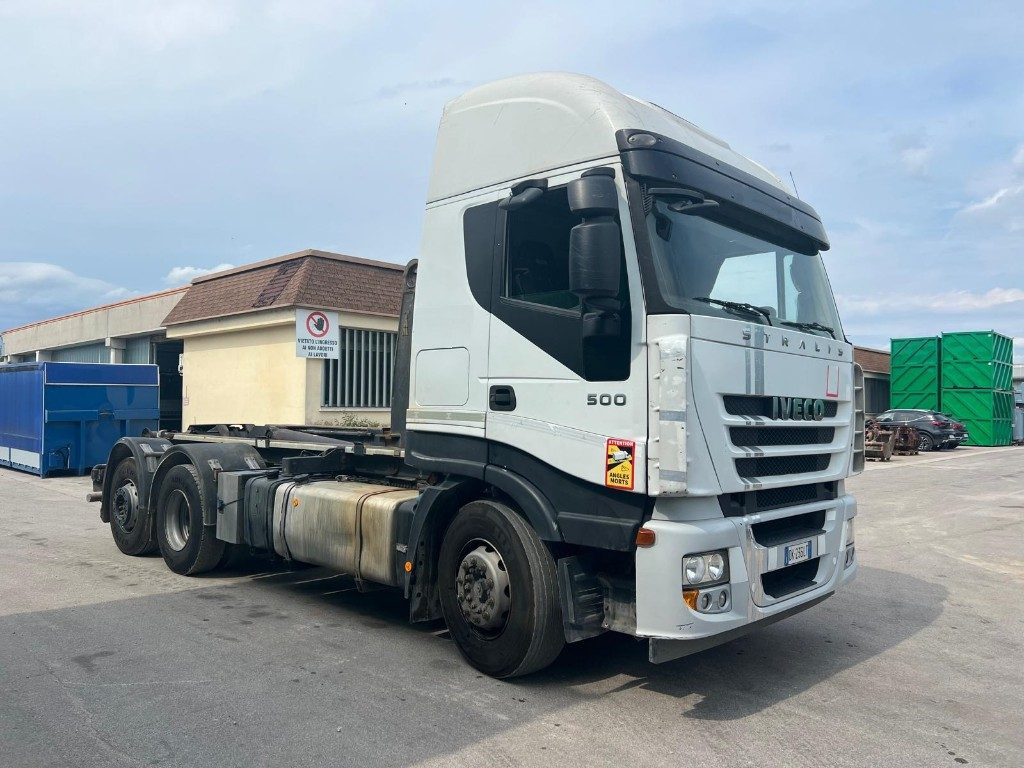 IVECO STRALIS AS260S 50Y SCARRABILE - Kamion vetëngarkues: foto 1 IVECO STRALIS AS260S 50Y SCARRABILE - Kamion vetëngarkues: foto 1