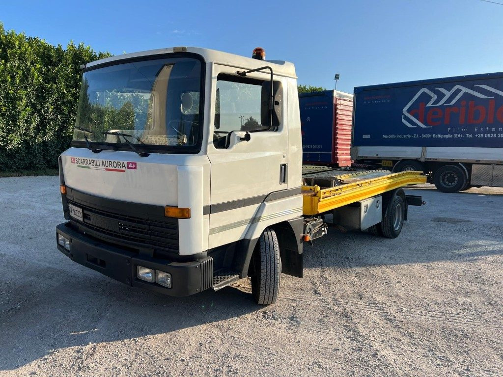 NISSAN M I L50 PER SOCCORSO STRADALE - Karrotrec: foto 1 NISSAN M I L50 PER SOCCORSO STRADALE - Karrotrec: foto 1