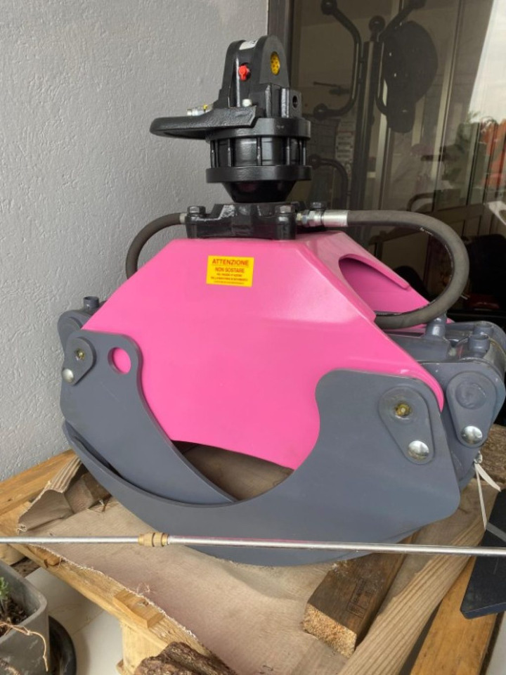 PINZA NUOVA CON ROTORE - Kovë kafshuese: foto 1 PINZA NUOVA CON ROTORE - Kovë kafshuese: foto 1