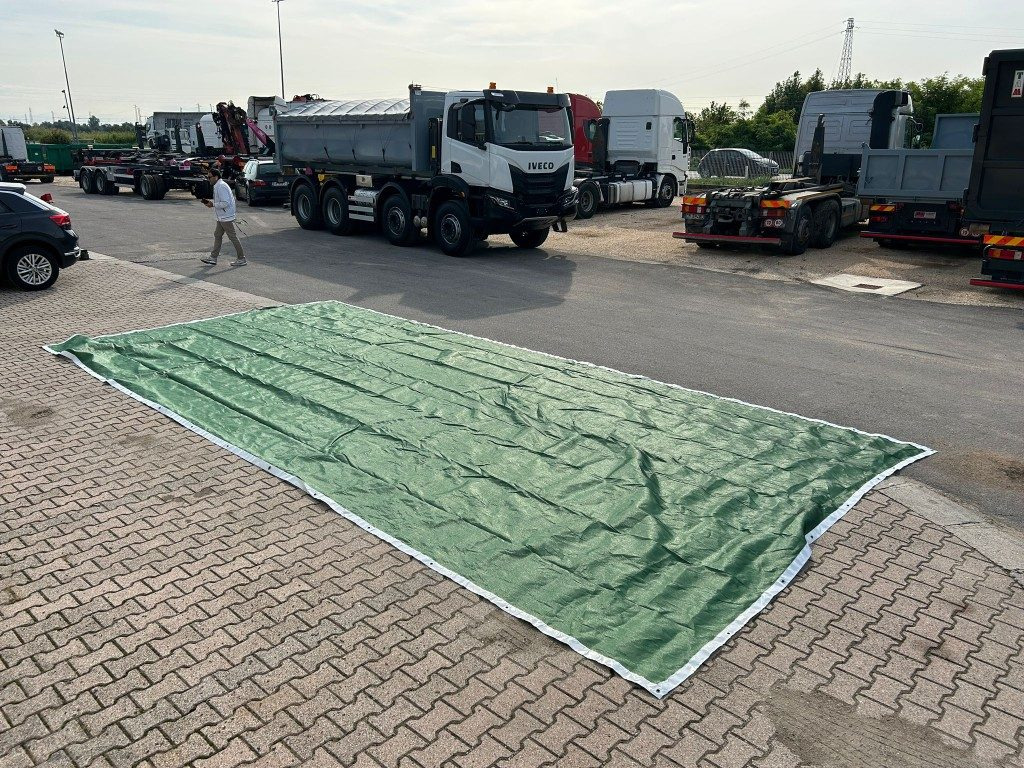 RETE ANTIGRANDINE NUOVA PER COPERTURA CONTAINERS - Vegla/ Pajisja: foto 2 RETE ANTIGRANDINE NUOVA PER COPERTURA CONTAINERS - Vegla/ Pajisja: foto 2