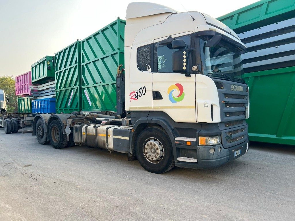 SCANIA R480 USATO SCARRABILE 6X2 - Kamion vetëngarkues: foto 2 SCANIA R480 USATO SCARRABILE 6X2 - Kamion vetëngarkues: foto 2