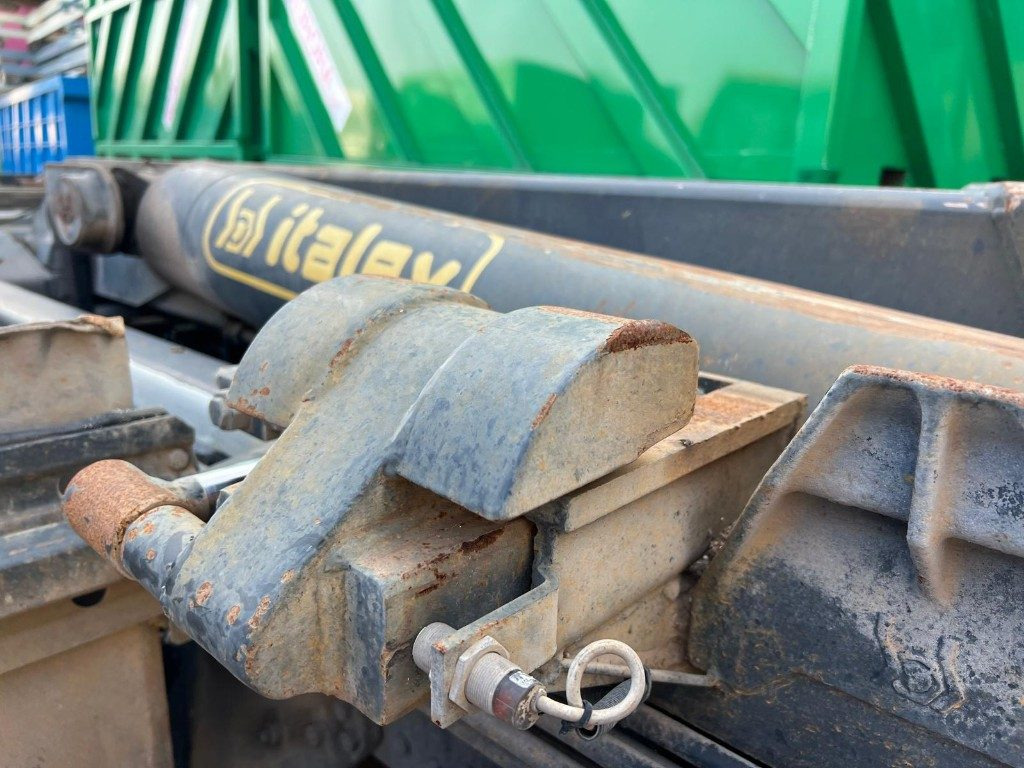 SCANIA R480 USATO SCARRABILE 6X2 - Kamion vetëngarkues: foto 4 SCANIA R480 USATO SCARRABILE 6X2 - Kamion vetëngarkues: foto 4