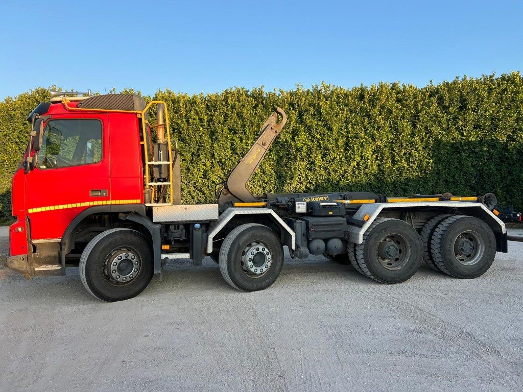 VOLVO FMX460 SCARRABILE 8X4 - Kamion vetëngarkues: foto 2 VOLVO FMX460 SCARRABILE 8X4 - Kamion vetëngarkues: foto 2