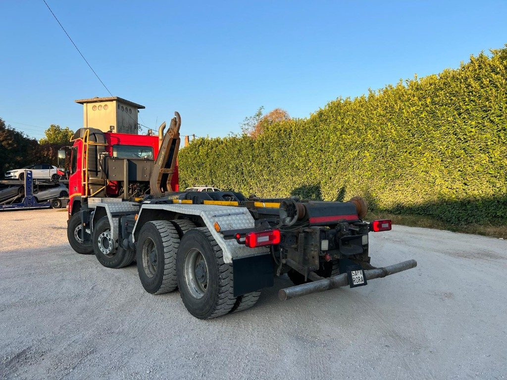 VOLVO FMX460 SCARRABILE 8X4 - Kamion vetëngarkues: foto 4 VOLVO FMX460 SCARRABILE 8X4 - Kamion vetëngarkues: foto 4