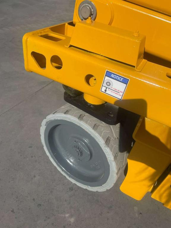 Haulotte OPTIMUM 8AC - Ngritës gërshërë: foto 5 Haulotte OPTIMUM 8AC - Ngritës gërshërë: foto 5