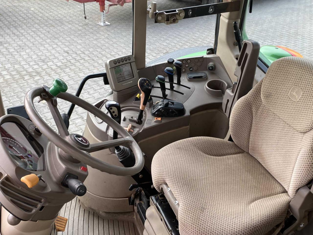 John Deere 6430 Premium - Traktor: foto 4 John Deere 6430 Premium - Traktor: foto 4