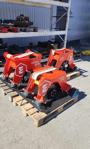 ExeroPuomitäry rototiltin alle - Pllakë vibratori, Kokë: foto 1 ExeroPuomitäry rototiltin alle - Pllakë vibratori, Kokë: foto 1