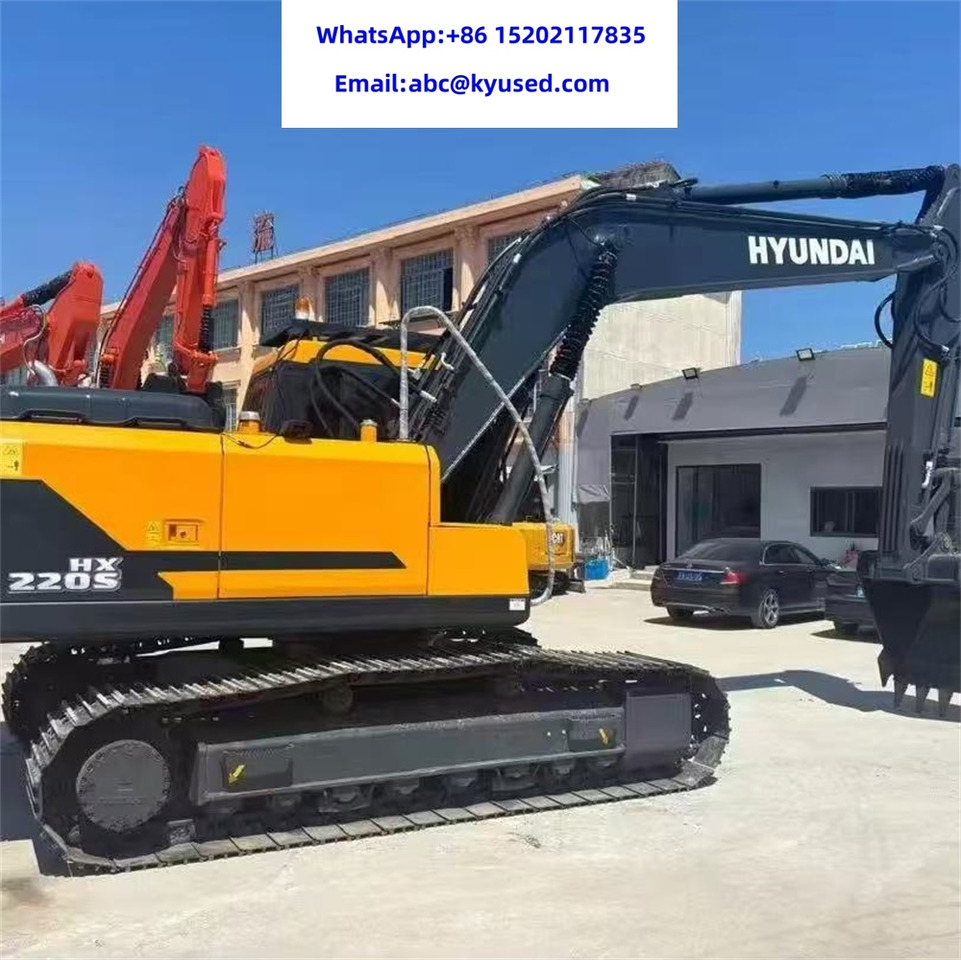 HYUNDAI HX220S - Ekskavator me zinxhirë: foto 2 HYUNDAI HX220S - Ekskavator me zinxhirë: foto 2