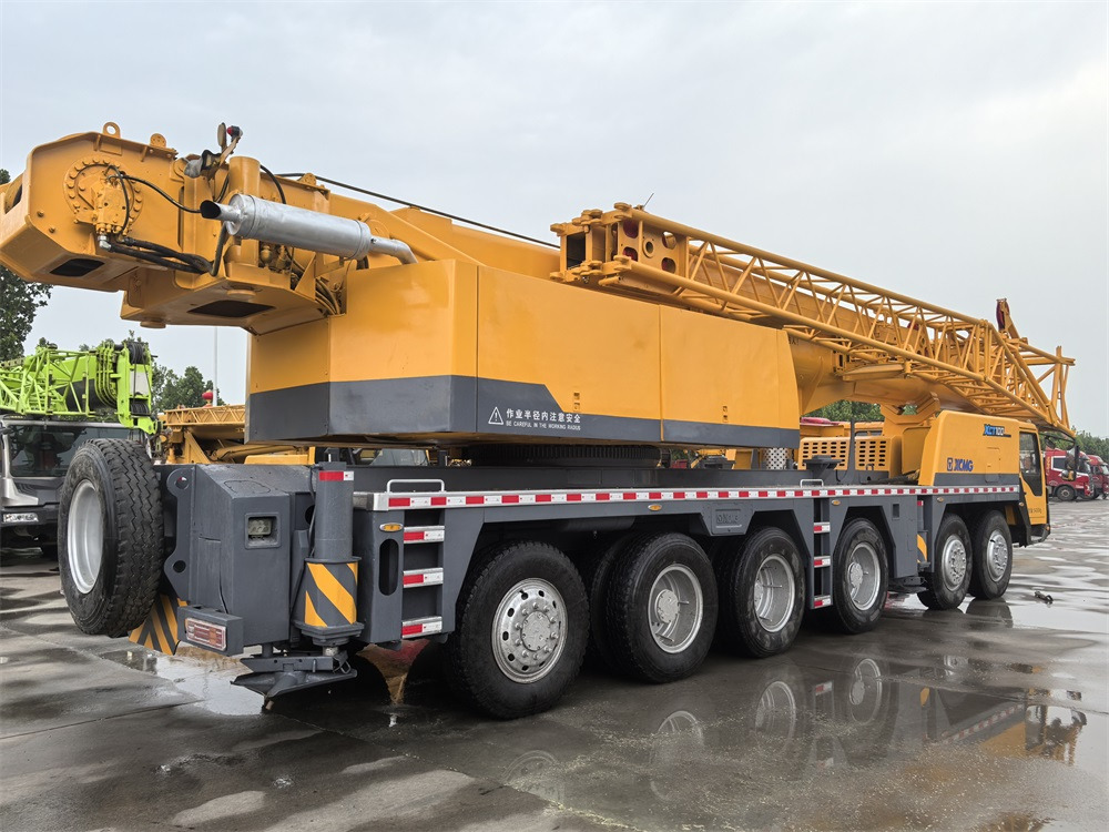 XCMG QY100K QY130K QY160K QAY200 QAY240 QAY300 QAY350 used truck crane - Autovinç: foto 3 XCMG QY100K QY130K QY160K QAY200 QAY240 QAY300 QAY350 used truck crane - Autovinç: foto 3