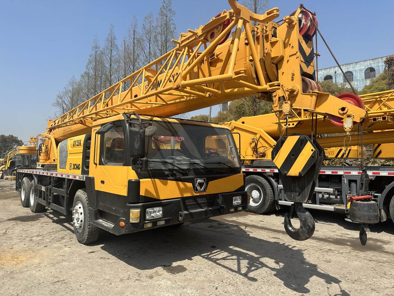XCMG QY25K 25 ton truck crane - Autovinç: foto 2 XCMG QY25K 25 ton truck crane - Autovinç: foto 2