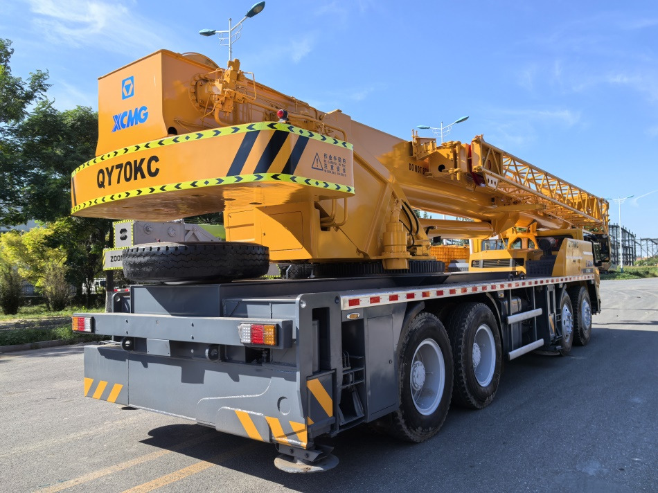 XCMG QY70KC 70TON QY70K QY70KA QY70K-1 - Autovinç: foto 3 XCMG QY70KC 70TON QY70K QY70KA QY70K-1 - Autovinç: foto 3