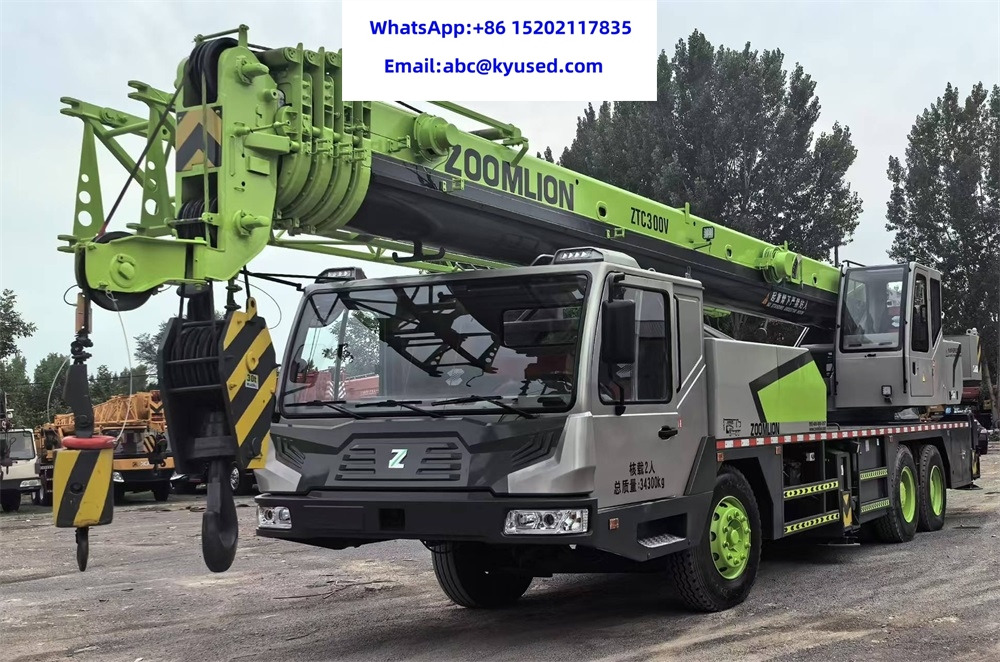 ZOOMLION ZTC300V 30ton - Autovinç: foto 1 ZOOMLION ZTC300V 30ton - Autovinç: foto 1