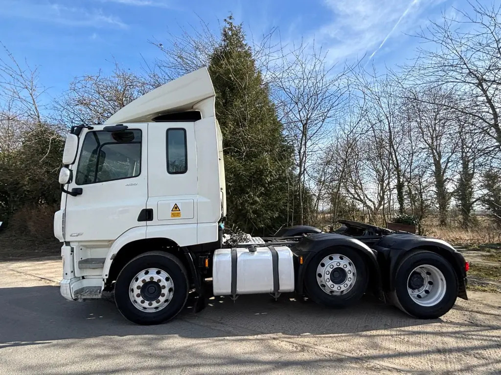 DAF CF 450 6x2 - RHD (LYP) - Gjysmë-kamion: foto 3 DAF CF 450 6x2 - RHD (LYP) - Gjysmë-kamion: foto 3