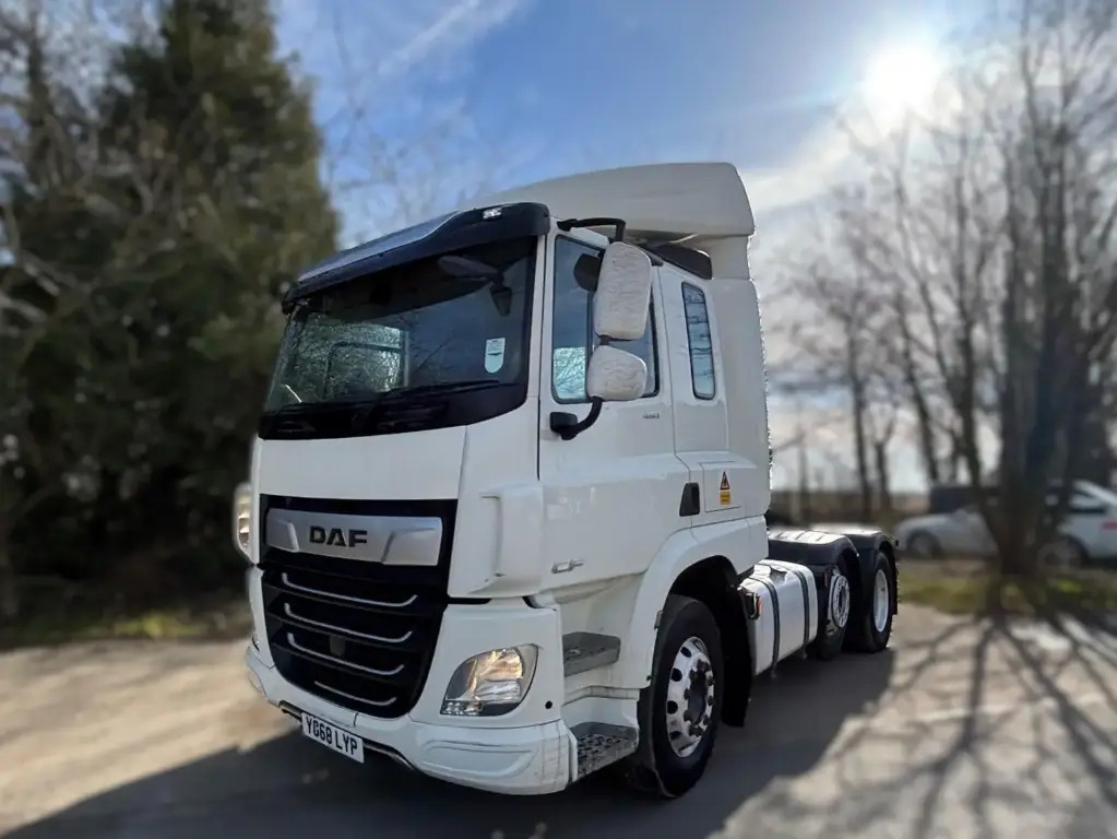 DAF CF 450 (LYP) - Gjysmë-kamion: foto 1 DAF CF 450 (LYP) - Gjysmë-kamion: foto 1
