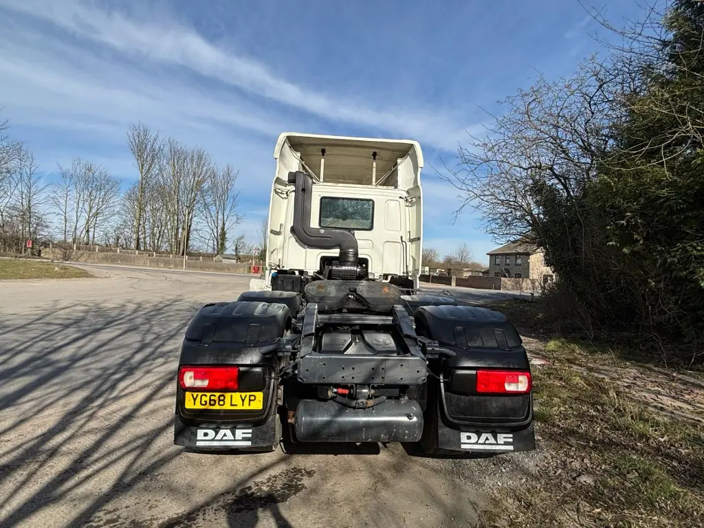 DAF CF (LYP) - Gjysmë-kamion: foto 5 DAF CF (LYP) - Gjysmë-kamion: foto 5