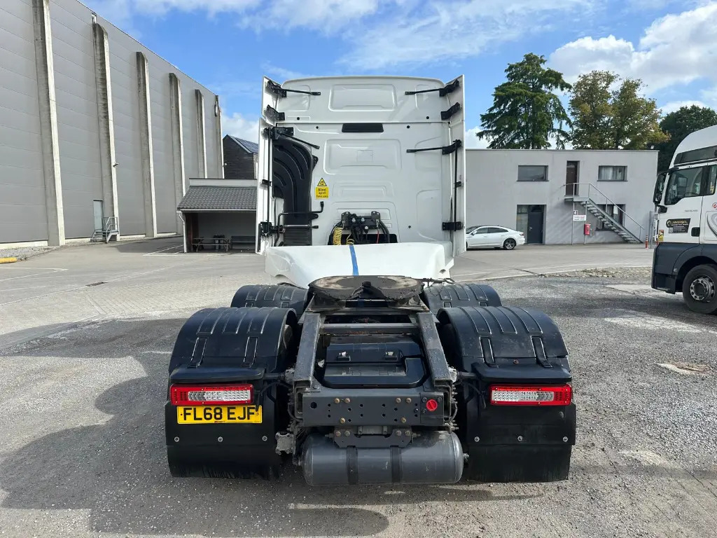 Renault T 460 (EJF) - Gjysmë-kamion: foto 5 Renault T 460 (EJF) - Gjysmë-kamion: foto 5