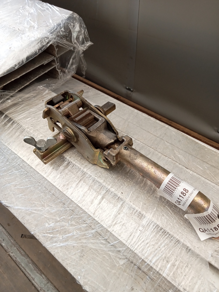 Trouillet TENDEUR BACHE DROIT + GAUCHE REHAUSSABLE - Pjesë këmbimi: foto 1 Trouillet TENDEUR BACHE DROIT + GAUCHE REHAUSSABLE - Pjesë këmbimi: foto 1