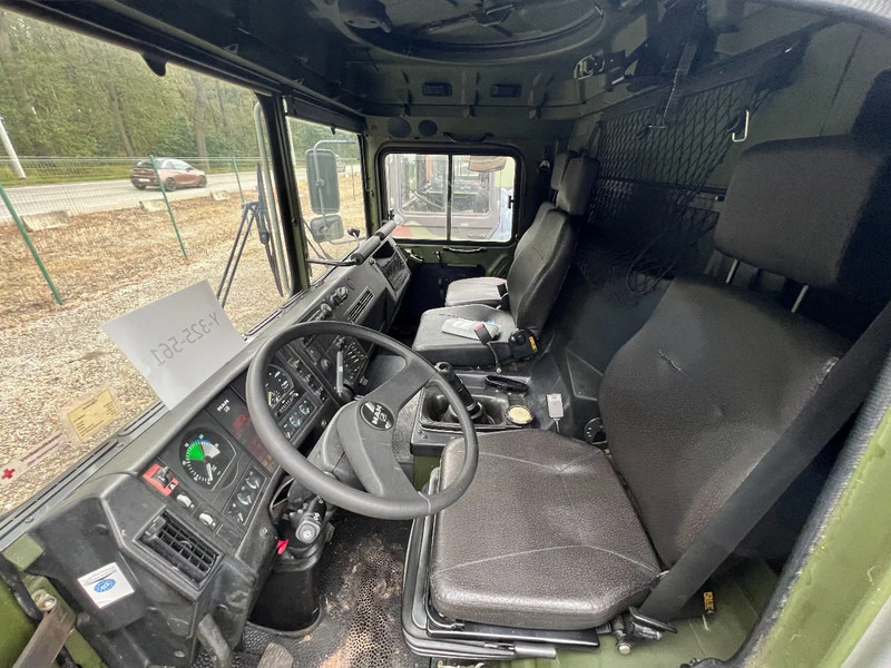 MAN KAT 25.422DFAEG 6X6 CABIN CHASSIS - TWIST LOCKS SYSTEM - Kamioni: foto 4 MAN KAT 25.422DFAEG 6X6 CABIN CHASSIS - TWIST LOCKS SYSTEM - Kamioni: foto 4