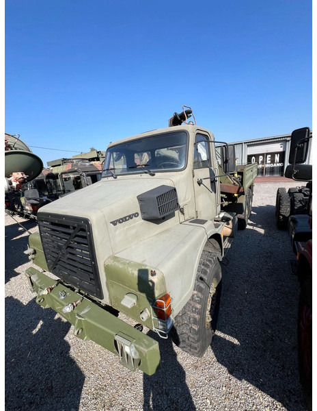 Volvo N 10 6X6 - FASSI 8TM CRANE (4x in stock) - Kamioni, Kamion me vinç: foto 3 Volvo N 10 6X6 - FASSI 8TM CRANE (4x in stock) - Kamioni, Kamion me vinç: foto 3