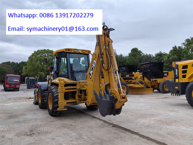 JCB 4CX - Fadromë me shkarkim nga prapa: foto 5 JCB 4CX - Fadromë me shkarkim nga prapa: foto 5