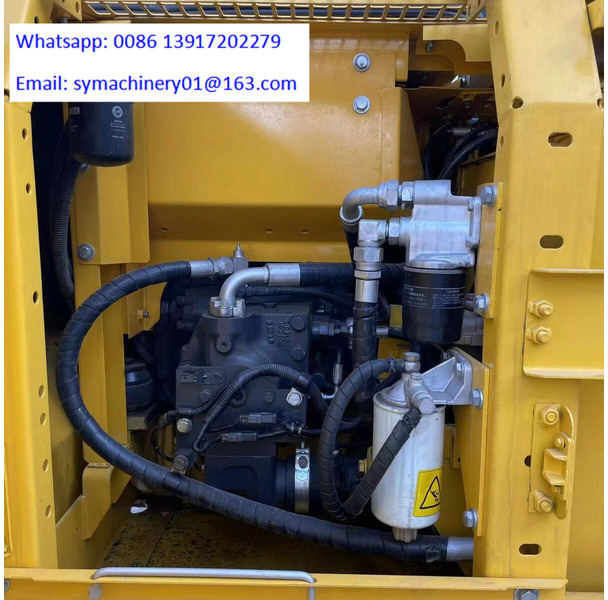 Komatsu PC130 - Ekskavator me zinxhirë: foto 4 Komatsu PC130 - Ekskavator me zinxhirë: foto 4