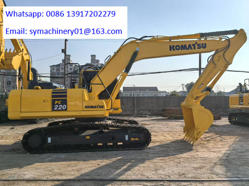 Komatsu PC220-8 - Ekskavator me zinxhirë: foto 2 Komatsu PC220-8 - Ekskavator me zinxhirë: foto 2