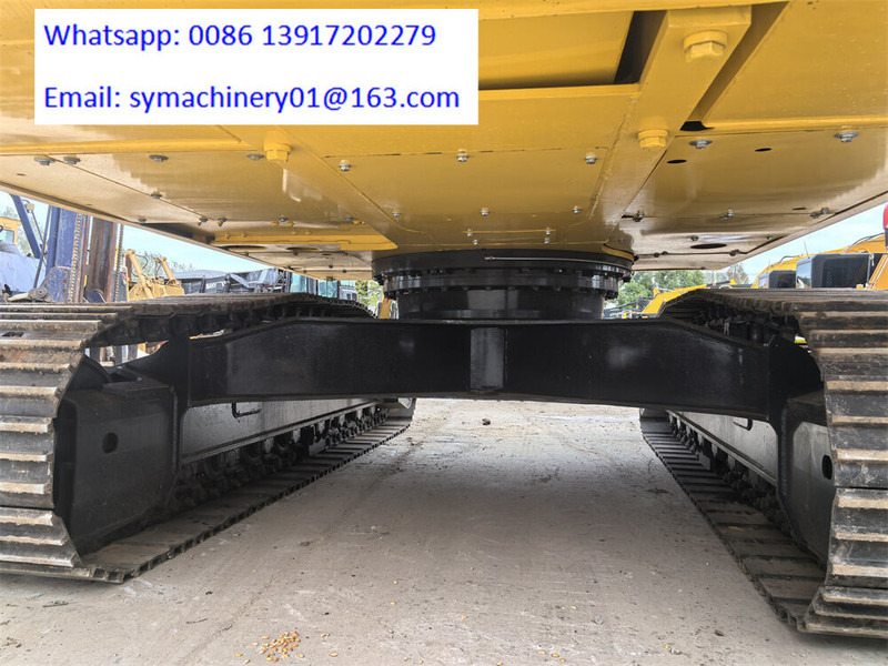 Komatsu PC220-8 PC220 - Ekskavator me zinxhirë: foto 4 Komatsu PC220-8 PC220 - Ekskavator me zinxhirë: foto 4