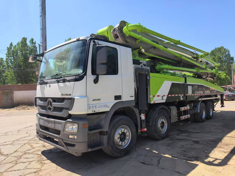 Mercedes-Benz Actros - Pompë betoni: foto 4 Mercedes-Benz Actros - Pompë betoni: foto 4