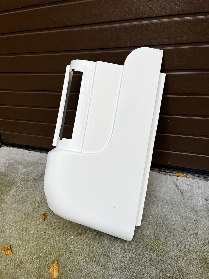 Narożnik, zderzak tylny lewy, prawy MAN Lion’s Coach - Qoshja e parakolpit për Autobus urban: foto 3 Narożnik, zderzak tylny lewy, prawy MAN Lion’s Coach - Qoshja e parakolpit për Autobus urban: foto 3