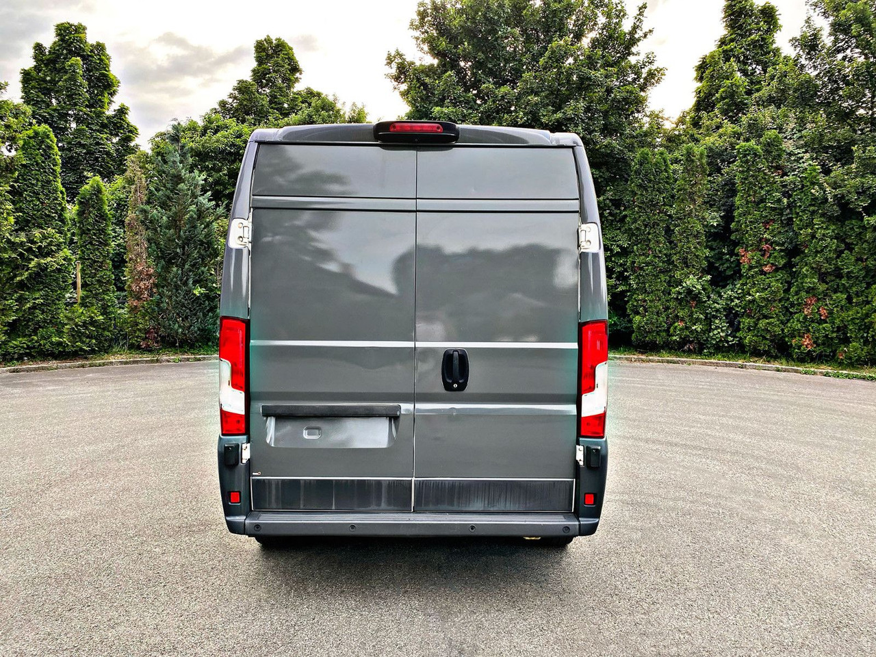 Peugeot Boxer Kasten Hoch 335 L3H2Pro|5Sitzer|Kamera|19% - Furgon, Kamioncine dopio kabinë: foto 4 Peugeot Boxer Kasten Hoch 335 L3H2Pro|5Sitzer|Kamera|19% - Furgon, Kamioncine dopio kabinë: foto 4