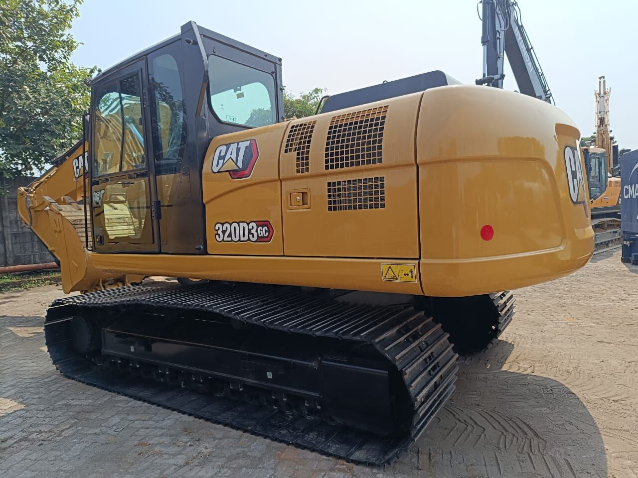 New Caterpillar 320D3GC tracked excavator - Ekskavator me zinxhirë: foto 5 New Caterpillar 320D3GC tracked excavator - Ekskavator me zinxhirë: foto 5