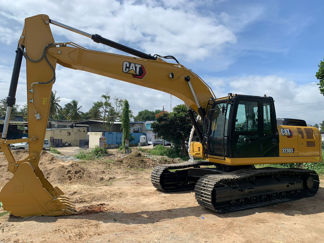 New Caterpillar 323D3 tracked excavator - Ekskavator me zinxhirë: foto 1 New Caterpillar 323D3 tracked excavator - Ekskavator me zinxhirë: foto 1
