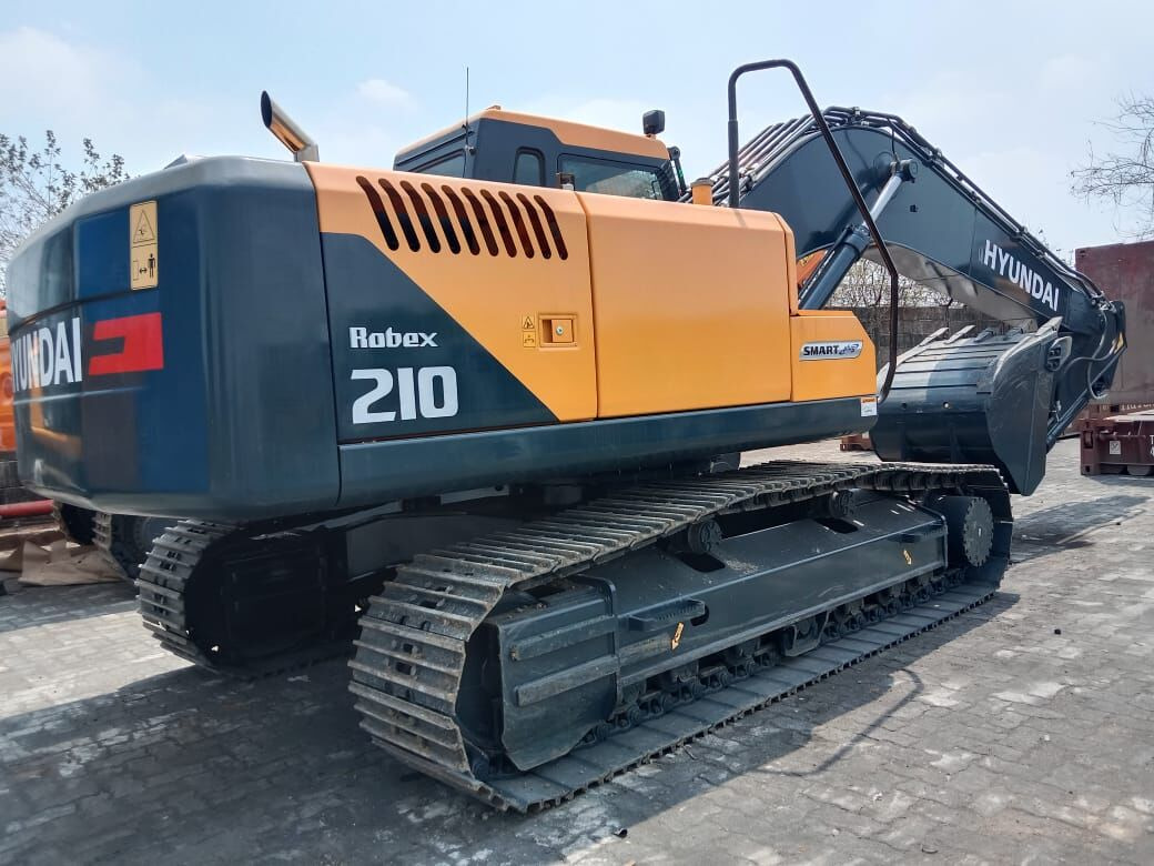 New Hyundai R210 tracked excavator - Ekskavator me zinxhirë: foto 1 New Hyundai R210 tracked excavator - Ekskavator me zinxhirë: foto 1