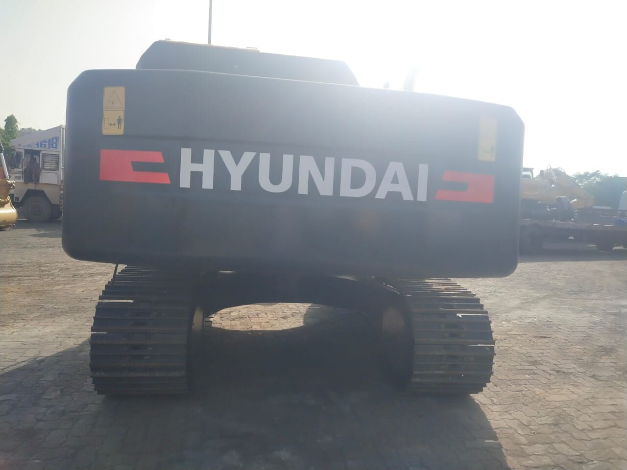 New Hyundai R210 tracked excavator - Ekskavator me zinxhirë: foto 5 New Hyundai R210 tracked excavator - Ekskavator me zinxhirë: foto 5