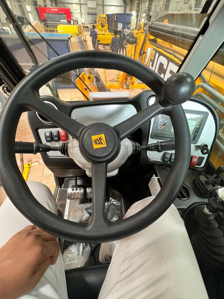 New JCB 530-110 telehandler - Ekskavator teleskopik: foto 5 New JCB 530-110 telehandler - Ekskavator teleskopik: foto 5