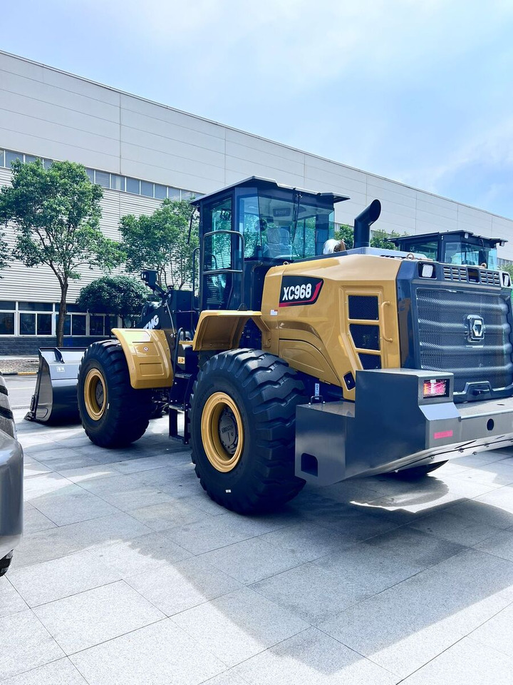 New XCMG XC968 wheel loader - Fadrom me goma: foto 5 New XCMG XC968 wheel loader - Fadrom me goma: foto 5