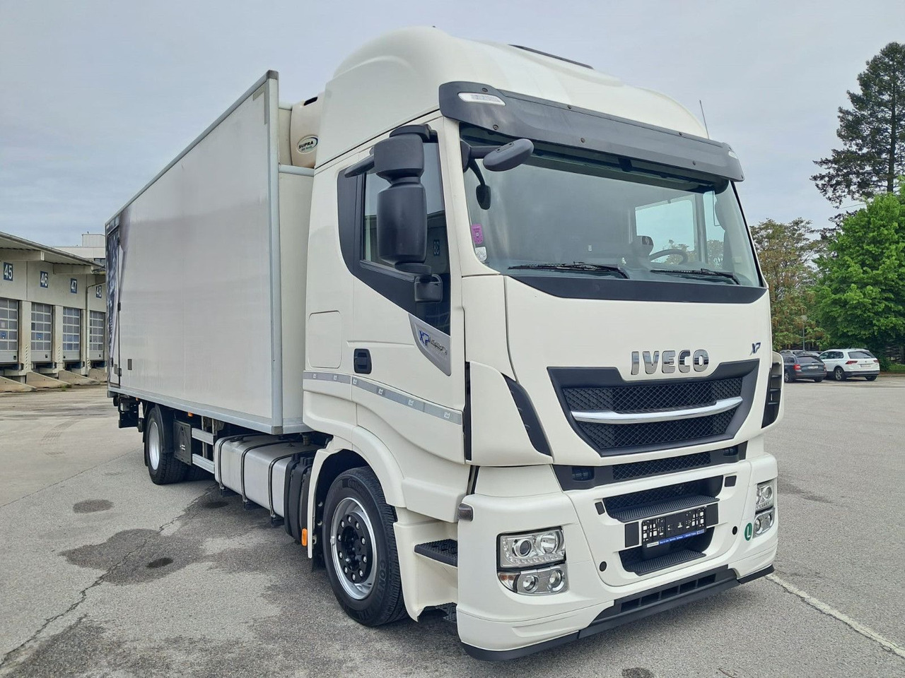 Iveco Stralis 460 Kühlkoffer | LBW | Klima | Retar - Kamion frigorifer: foto 2 Iveco Stralis 460 Kühlkoffer | LBW | Klima | Retar - Kamion frigorifer: foto 2