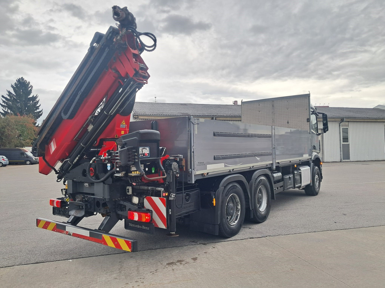 MERCEDES-BENZ AROCS 28.51 | 6x4| Retarder |Kran |Klima | Euro 6 - Kamion me karroceri të hapur, Kamion me vinç: foto 3 MERCEDES-BENZ AROCS 28.51 | 6x4| Retarder |Kran |Klima | Euro 6 - Kamion me karroceri të hapur, Kamion me vinç: foto 3