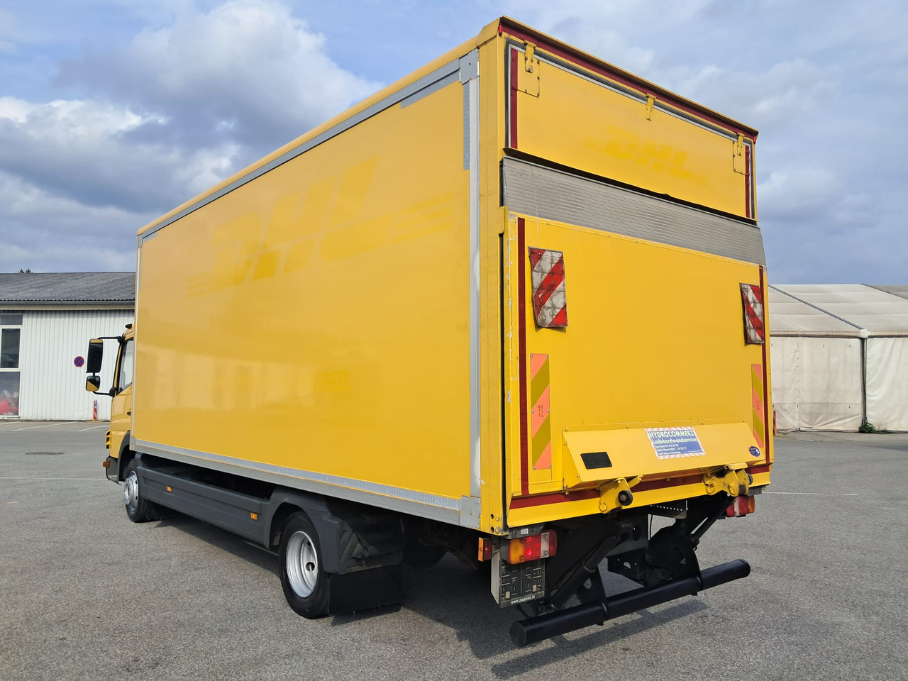 MERCEDES-BENZ ATEGO 8 16 Koffer mit LBW | Schalter | EZ 2013 - Kamion vagonetë: foto 5 MERCEDES-BENZ ATEGO 8 16 Koffer mit LBW | Schalter | EZ 2013 - Kamion vagonetë: foto 5