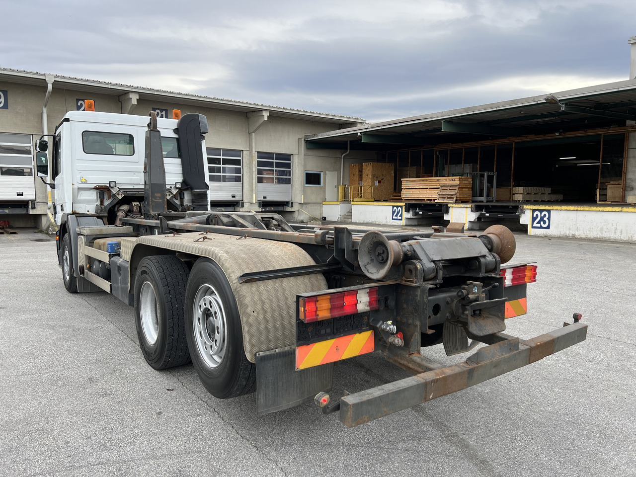 MERCEDES-BENZ Actros 25 41 | Retarder | Kupplung | Differenzial | Liftachse - Kamion vetëngarkues: foto 3 MERCEDES-BENZ Actros 25 41 | Retarder | Kupplung | Differenzial | Liftachse - Kamion vetëngarkues: foto 3