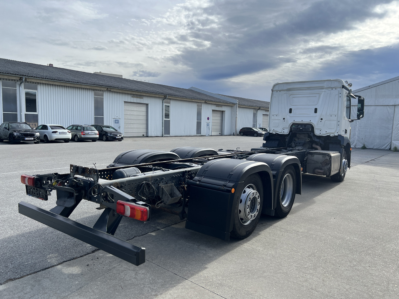 MERCEDES-BENZ Antos 25 40 | Standheizung | Klima | Liftachse - Kamion kabinë-shasi: foto 3 MERCEDES-BENZ Antos 25 40 | Standheizung | Klima | Liftachse - Kamion kabinë-shasi: foto 3