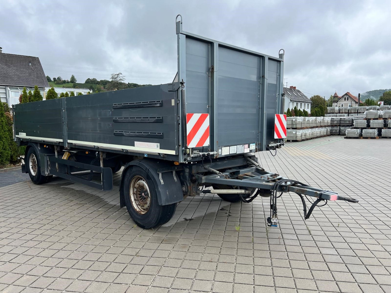 SCHWARZMÜLLER T- Serie SK 18 - Rimorkio e hapur/ Platformë: foto 2 SCHWARZMÜLLER T- Serie SK 18 - Rimorkio e hapur/ Platformë: foto 2
