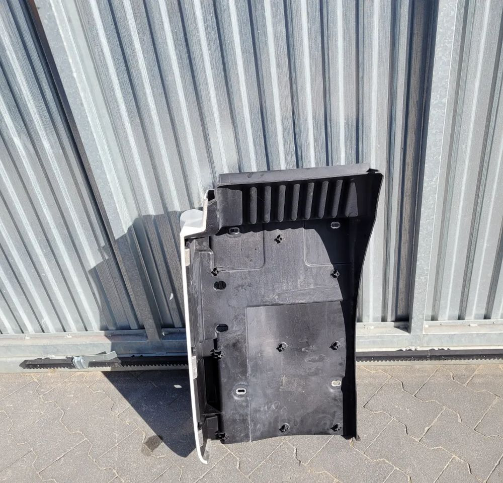 BŁOTNIK MAN TGX 3 81.61210-0906 Rh - Parafango për Kamioni: foto 3 BŁOTNIK MAN TGX 3 81.61210-0906 Rh - Parafango për Kamioni: foto 3